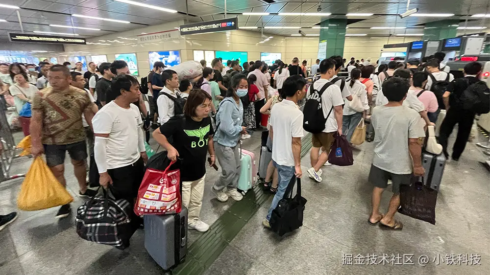 为什么乘坐地铁要选择小铁寄存柜？看这里就明白了