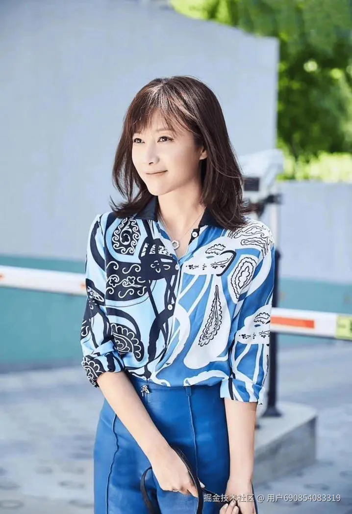 童年被严管，她成才女导演，人生选择却出乎意料