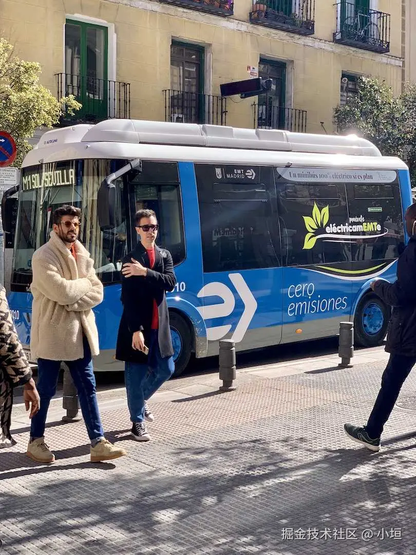 bus.jpg